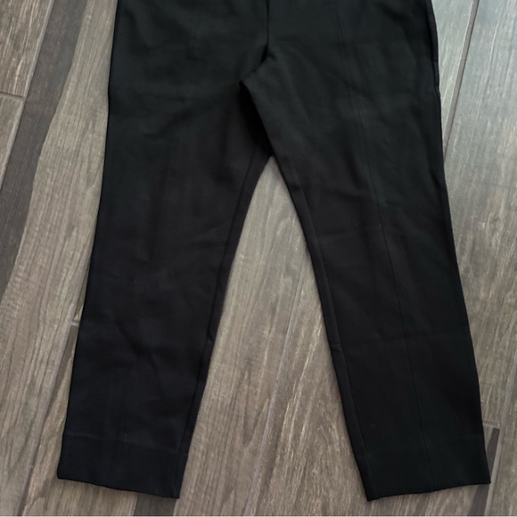 NWT Quince Ultra-Stretch Ponte Pintuck Ankle Pants in Black Sz L PETITE - Picture 4 of 10